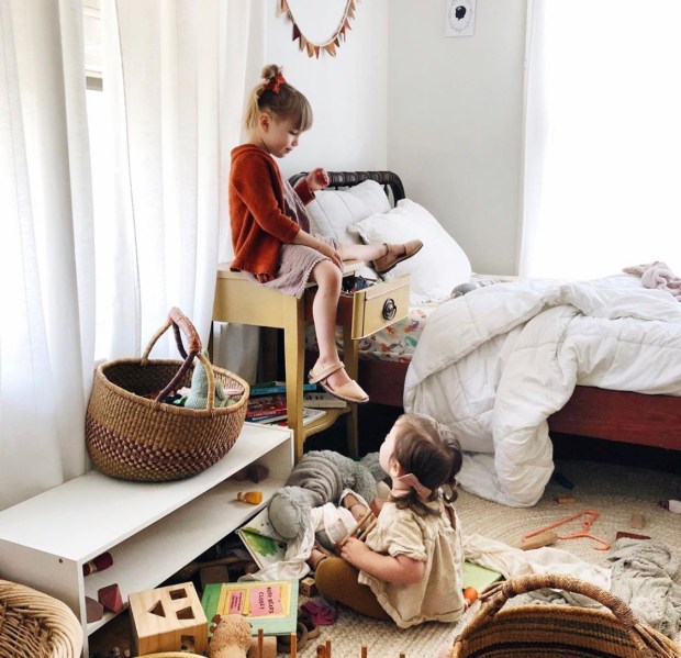 82953715-6C98-43E0-BD2F-77B4E01E750A