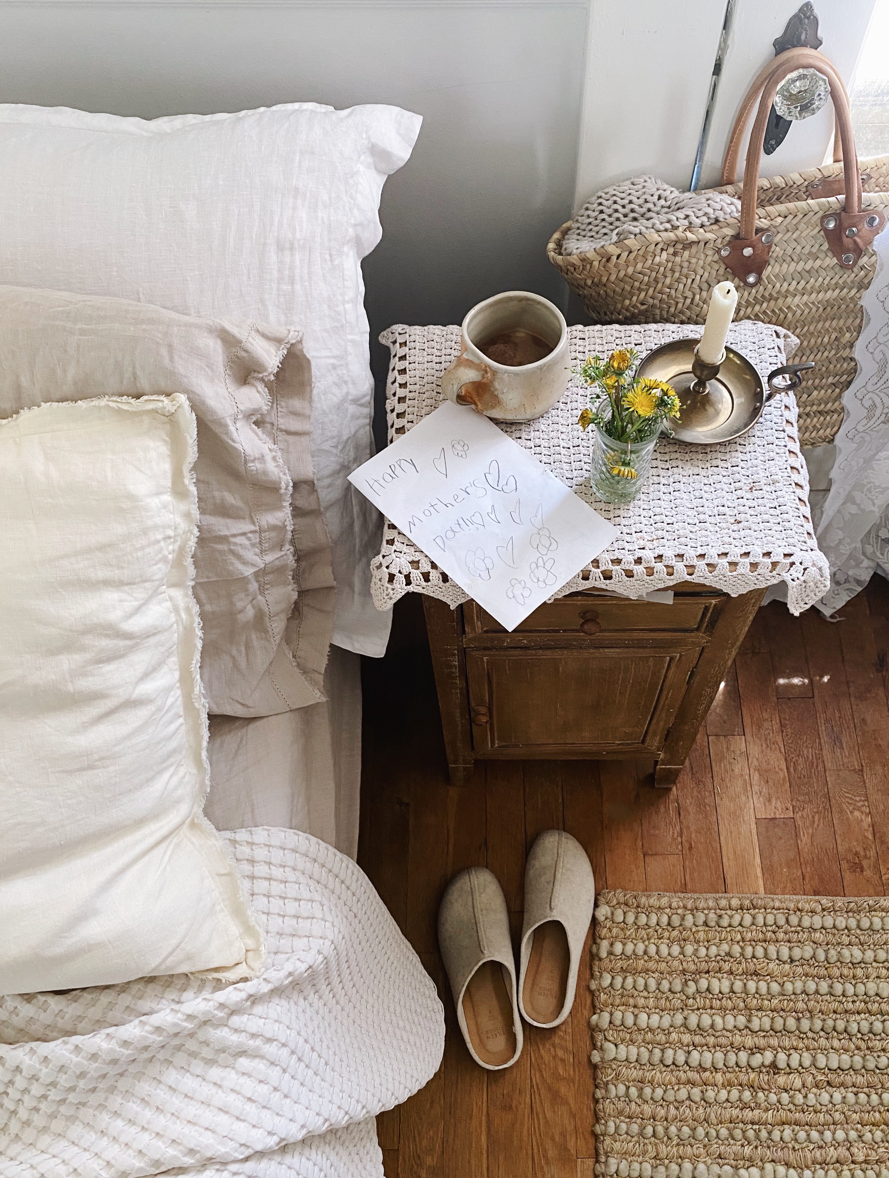 C7B49838-FFDC-443B-B840-764C0FDE829C